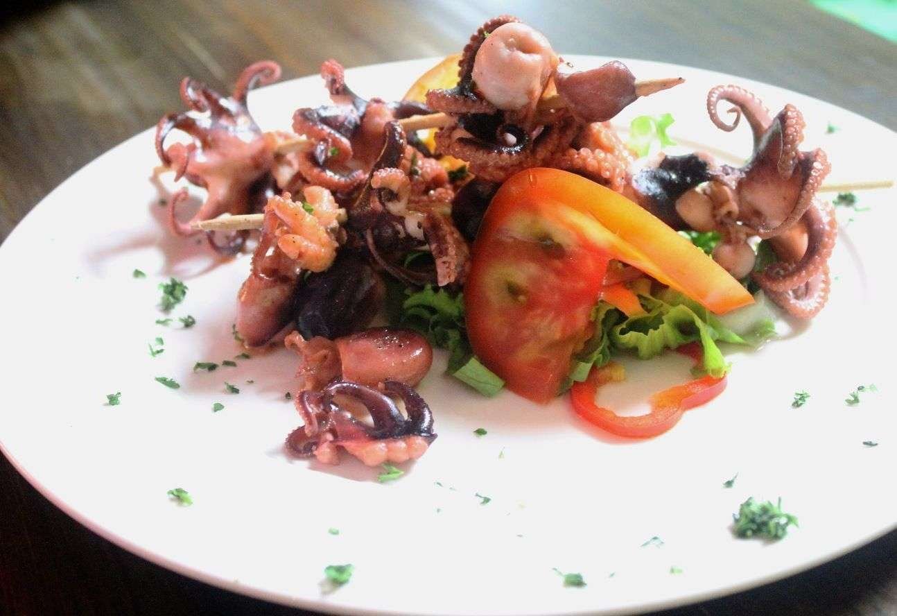 Kakü Means Hospitality - Ballena Tales Magazine And Free Travel Guide